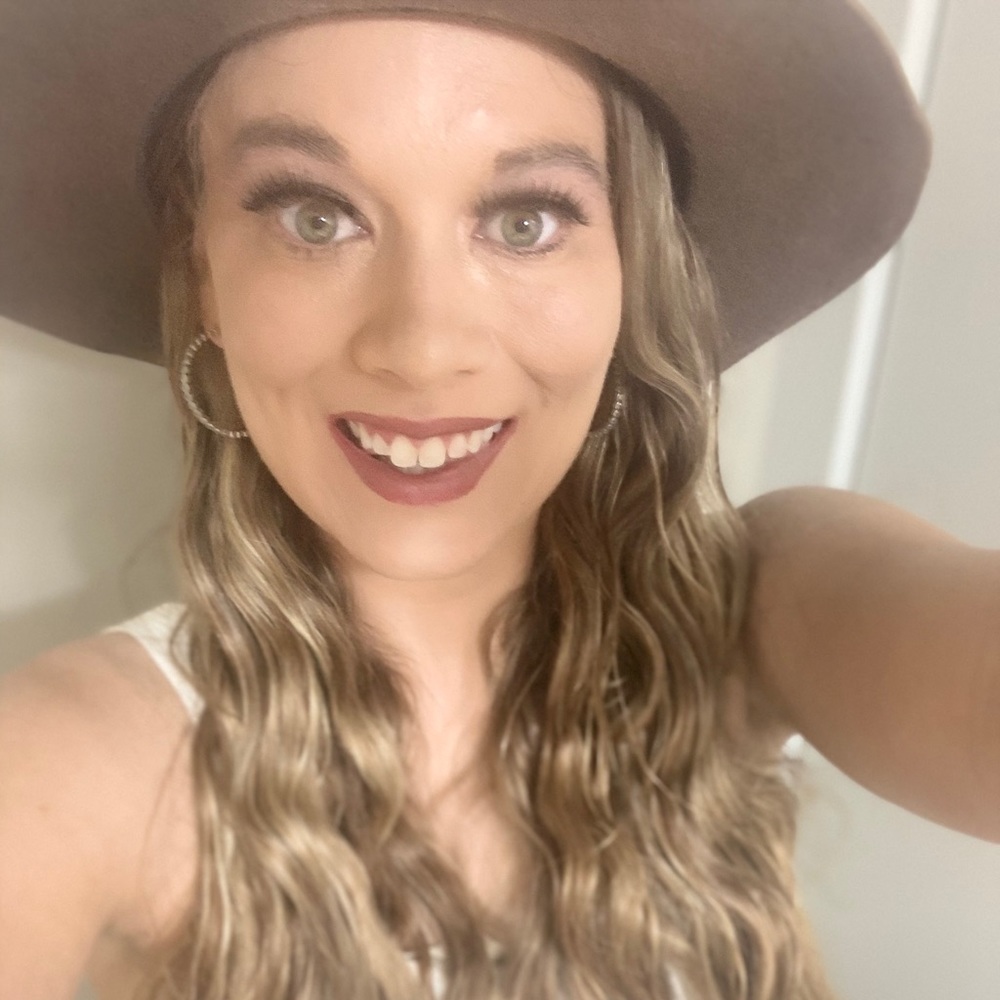 Meet your Posher, Katelin